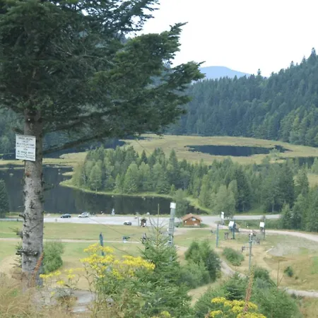 Le Entre Nature Et Animations Apartment *